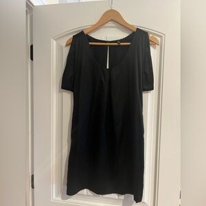 Dress can be wore to any formal